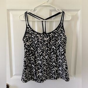 Kona Sol Black and White Chevron Swim/Athletic Tio